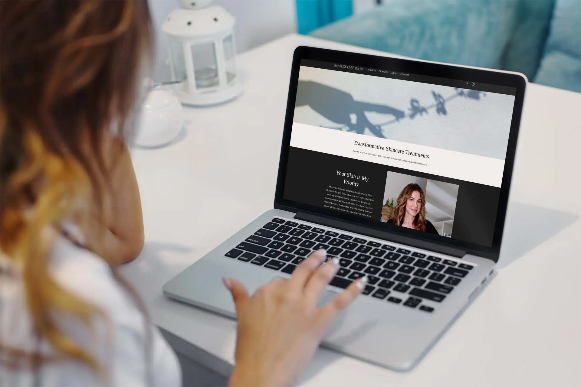 A laptop featuring diversity certifications